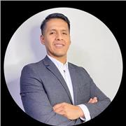 Egresado de la Universidad Nacional de Ingeniería, con Máster en Finanzas (Perú) y en curso un MásterActuarial en Oviedo